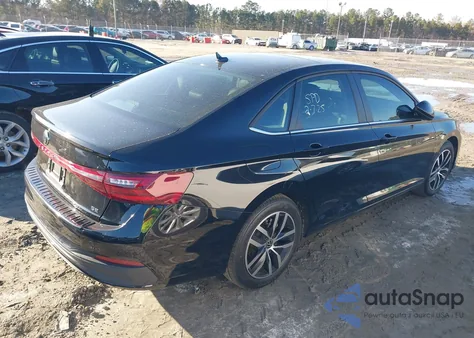 2025 Volkswagen Jetta 1.5T Se from USA, damaged, VIN 3VW7X7BU1SM003585